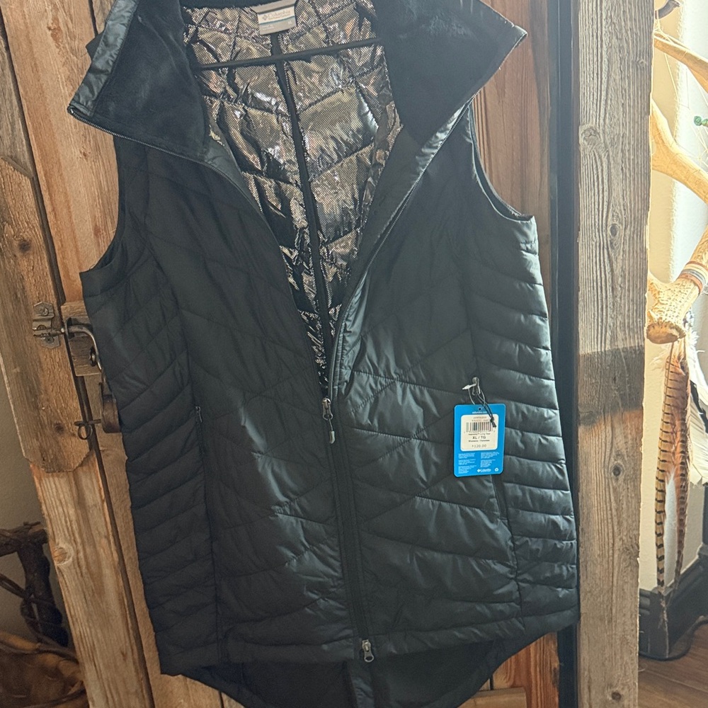 Columbia Black Heavenly Long Quilted Omni Heat Vest